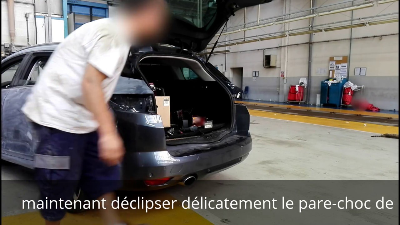 Comment démonter le pare choc arrière sur Renault Clio 3 