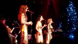 The Puppini Sisters - O Holy Night (Union Chapel, London - 11.12.2011)