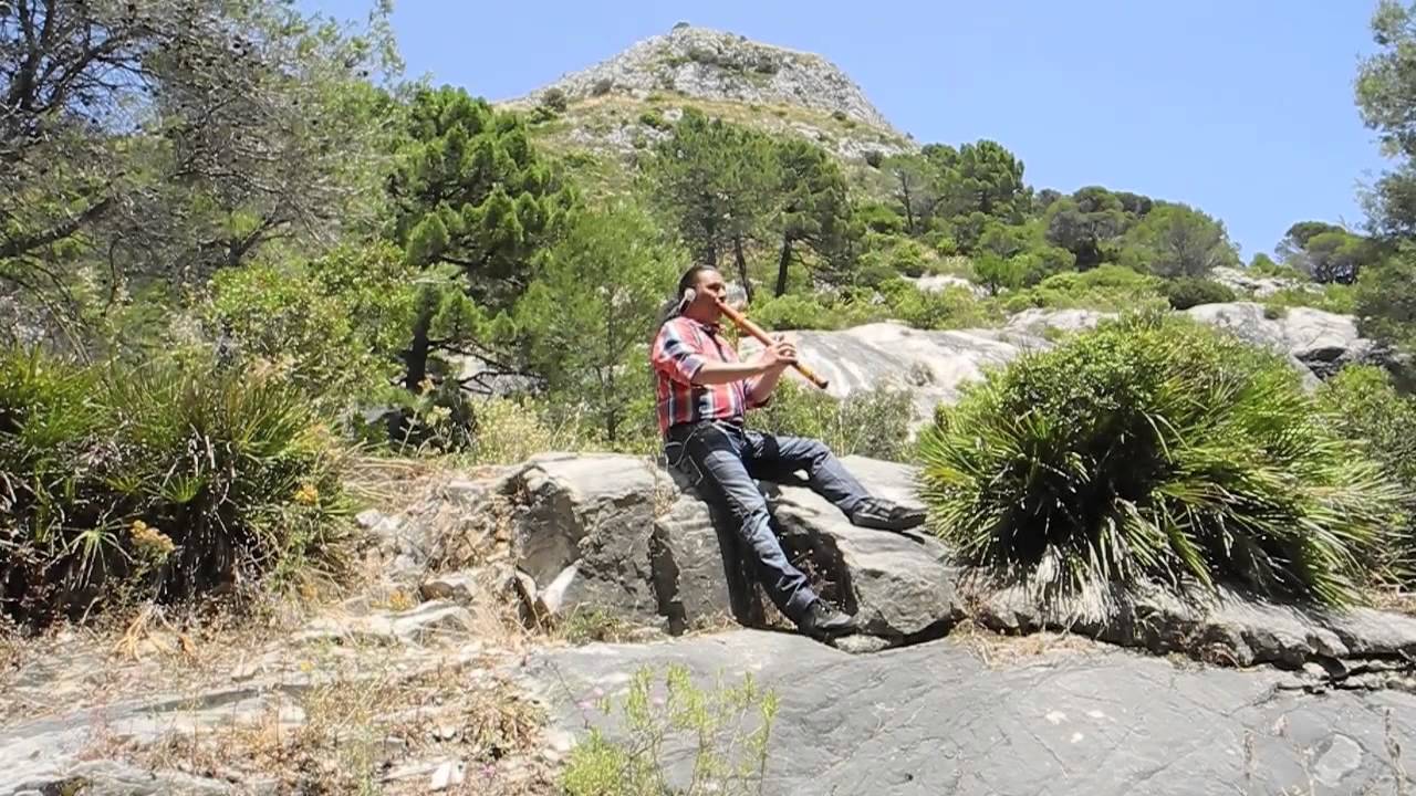 Michael Telapary plays Four Winds