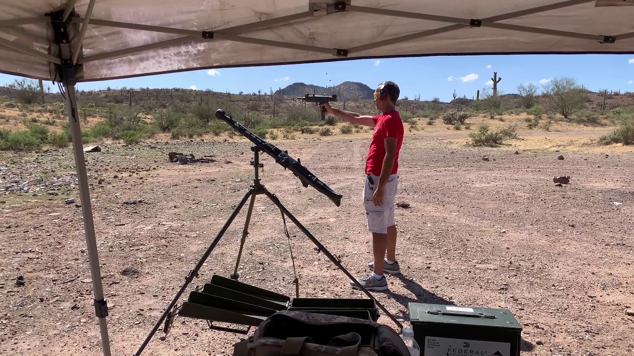 Uzi one handed full auto rip.