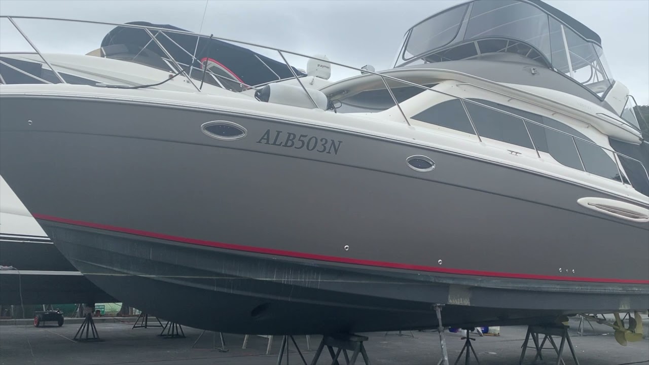 Vinyl Boat Wrap Meridian 411 in Matte Grey Aluminium and stripe at Fenwicks  Marina 