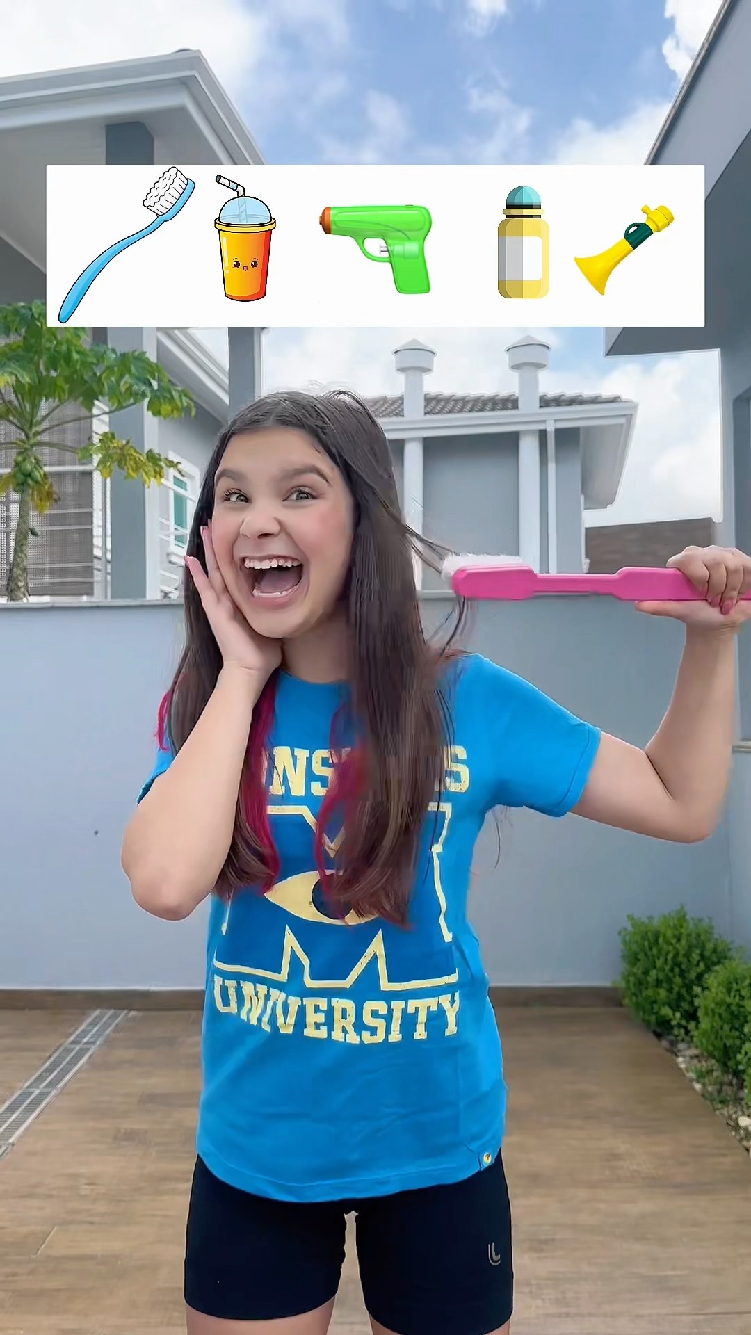 FIZ UMA MÚSICA COM ESCOVA DE DENTE?! #shorts