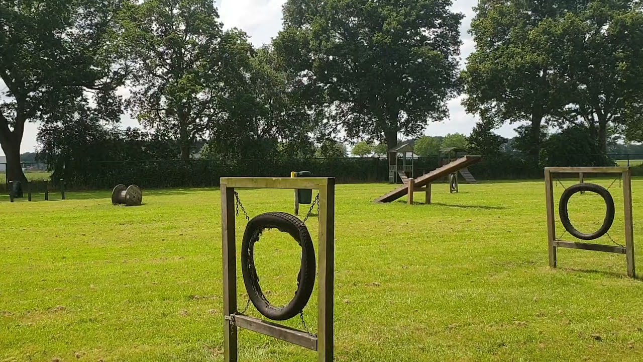 Hondenspeeltuin Midden-Drenthe in Beilen