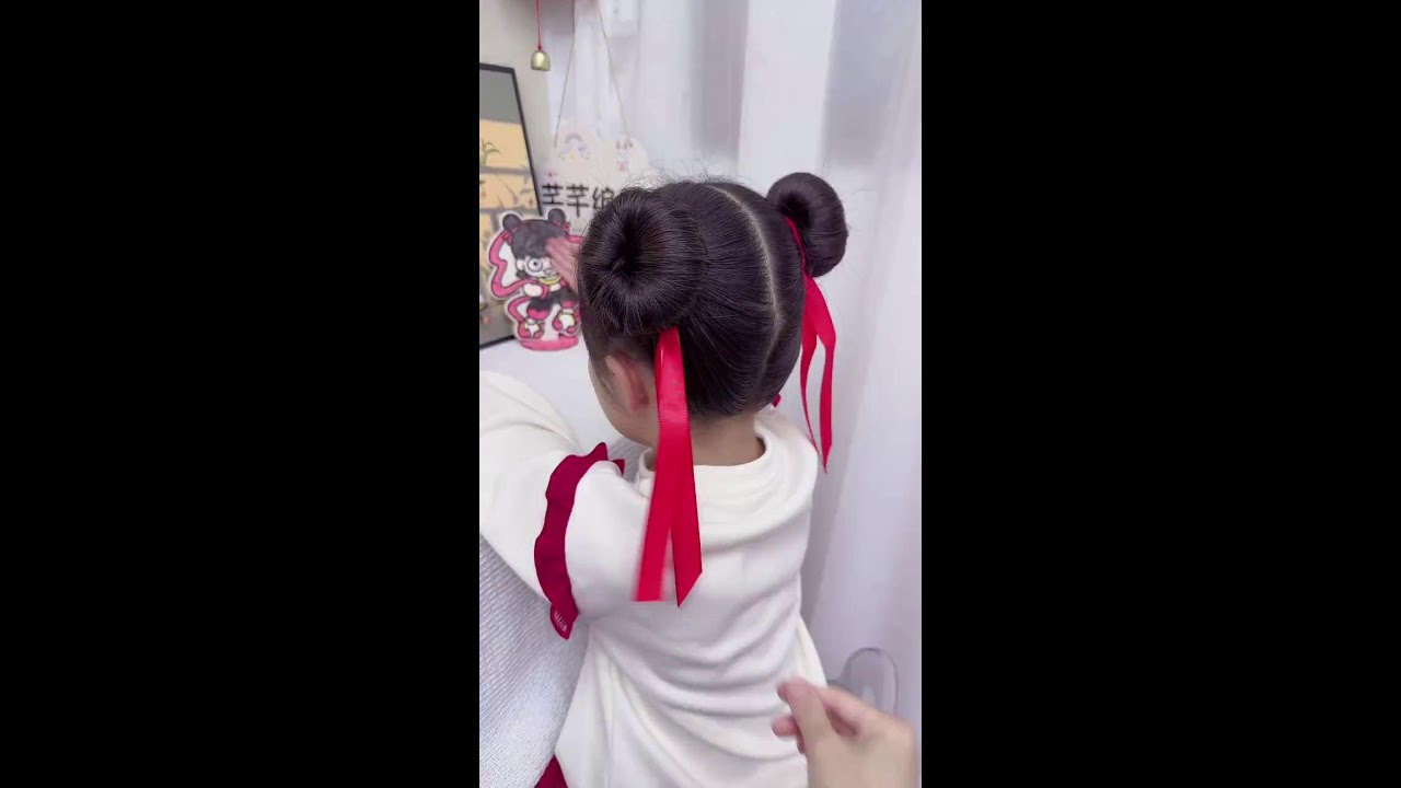This year's popular Nezha hairstyle tutorial, which can also be tied on a daily basis. Parents with