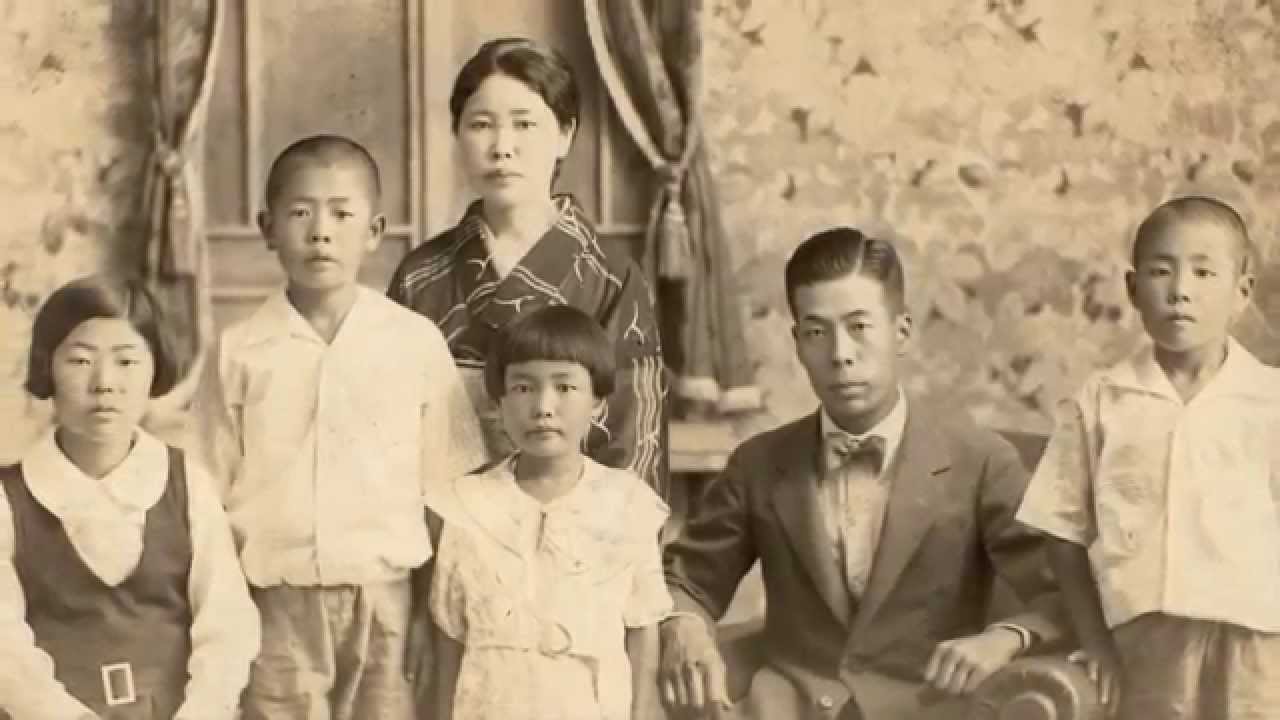 Yayoi Kusama her story Kusama through time YouTube