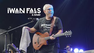 Iwan Fals \u0026 Band - Konser Bertalu Rindu \