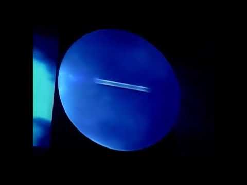 凍る砂 - YouTube