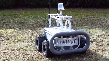 Big Rob – A Raspberry Pi powered robot driving around