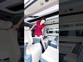 Toyota Hiace, furgoneta de lujo para negocios con 7 plazas. #ToyotaHiaceBusinessVehicle #ToyotaBu