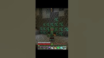 Minecraft Noob vs Pro vs Hacker in mining diamonds... #shorts #minecraft #noobvsprovshacker
