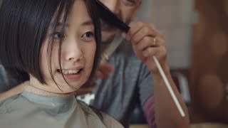 Girl long to bob haircut in Facebook Japan ad (HD remaster)