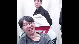 oner rizzing everyone during worlds #t1 #t1lol #t1win #faker #oner #doran #gumayusi