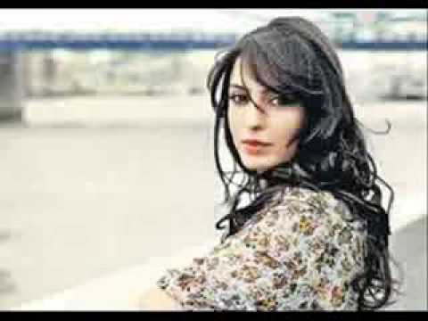 Cry Cry Song Lyrics of Jhoota Hi Sahi