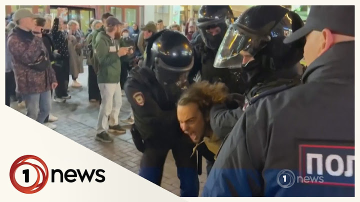 Russians take to streets to protest mobilisation