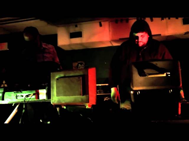 AR62 - Royallen & Ironing