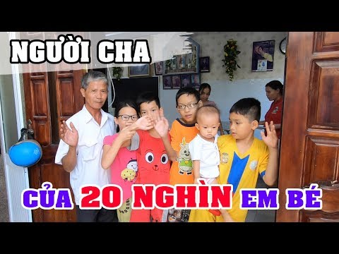 Video Xúc động trao 19 triệu đồng cho người Cha chôn cất... - youtube