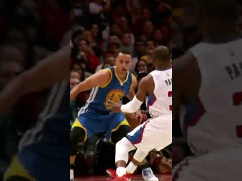 Steph Got Everyone's Attention On This Play | #Shorts #NBAHandlesWeek