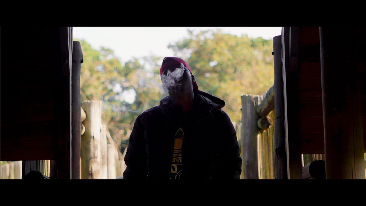 Guarda KS CUBE - Isingisi (Dr @fortuneFilmz ) official Music video su YouTube Guarda KS CUBE - Isingisi (Dr @fortuneFilmz ) official Music video su YouTube