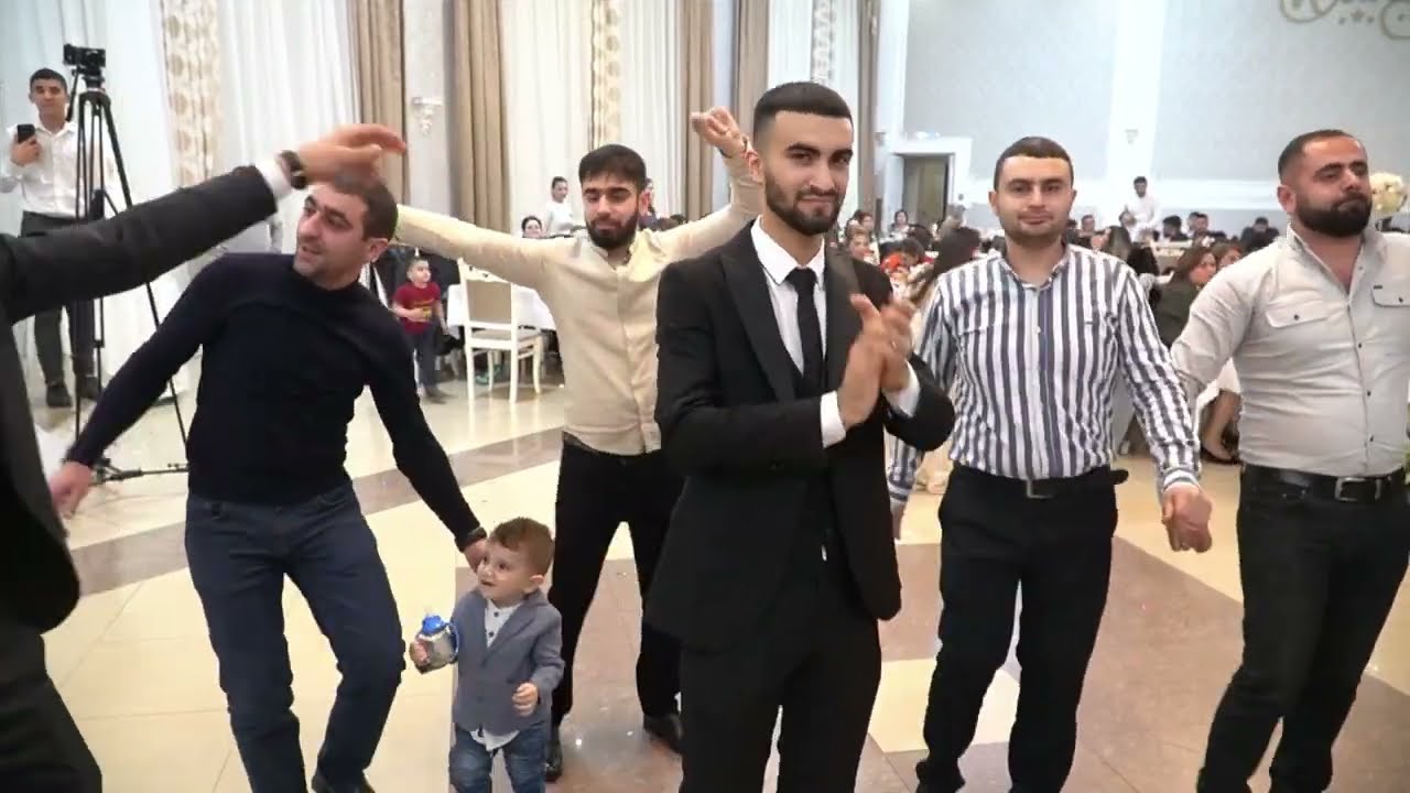 Ağcabədi toyu. Bayram Kərimov - Bu mahnini yazdim sizə Ağcabədi oğlanlari. yeni