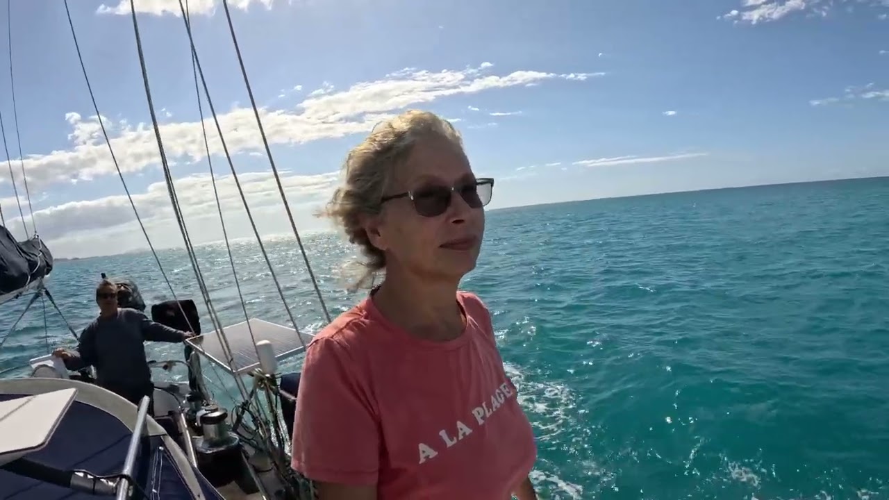 Sailing the Great Barrier Reef 