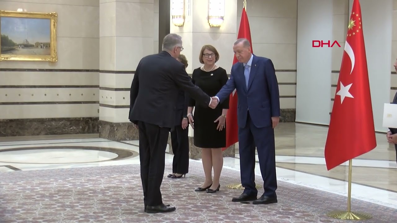 Cumhurbaşkanı Erdoğan'a Finlandiya Büyükelçisi Pirkko Mirjami Hamalainen'den güven mektubu