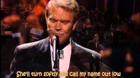 Glen Campbell   By The Time I Get To Phoenix with lyrics