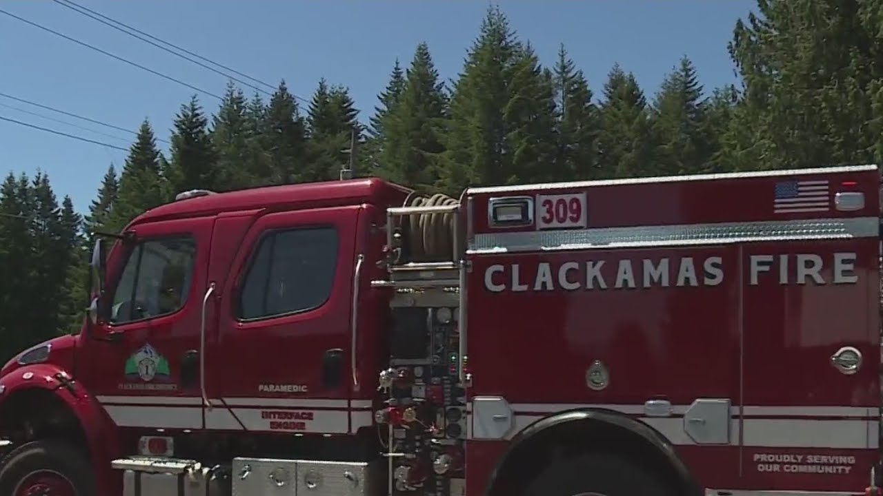 ‘We’ve had dry days’: Beavercreek fire still burning, evacuation levels ...