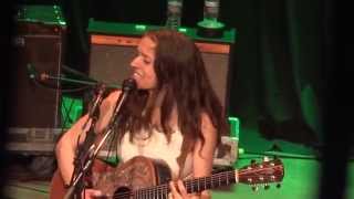 Ani DiFranco - Untouchable Face (live in San Diego)