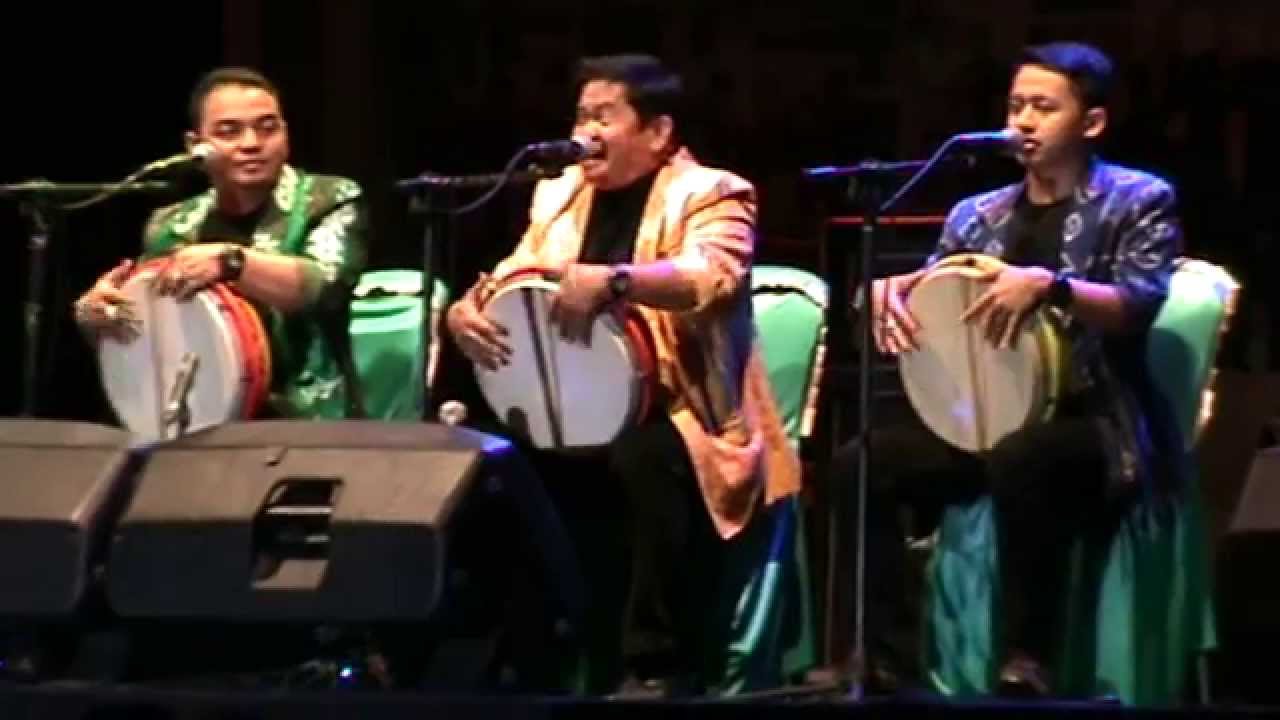 LAWAK DAN MADIHIN JHON TRALALA PART 1