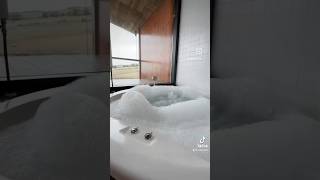 Jacuzzi y relax en nuestra villa rural en Santillana del Mar