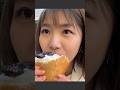 はち切れそうなくらい大量のホイップが入った揚げパン