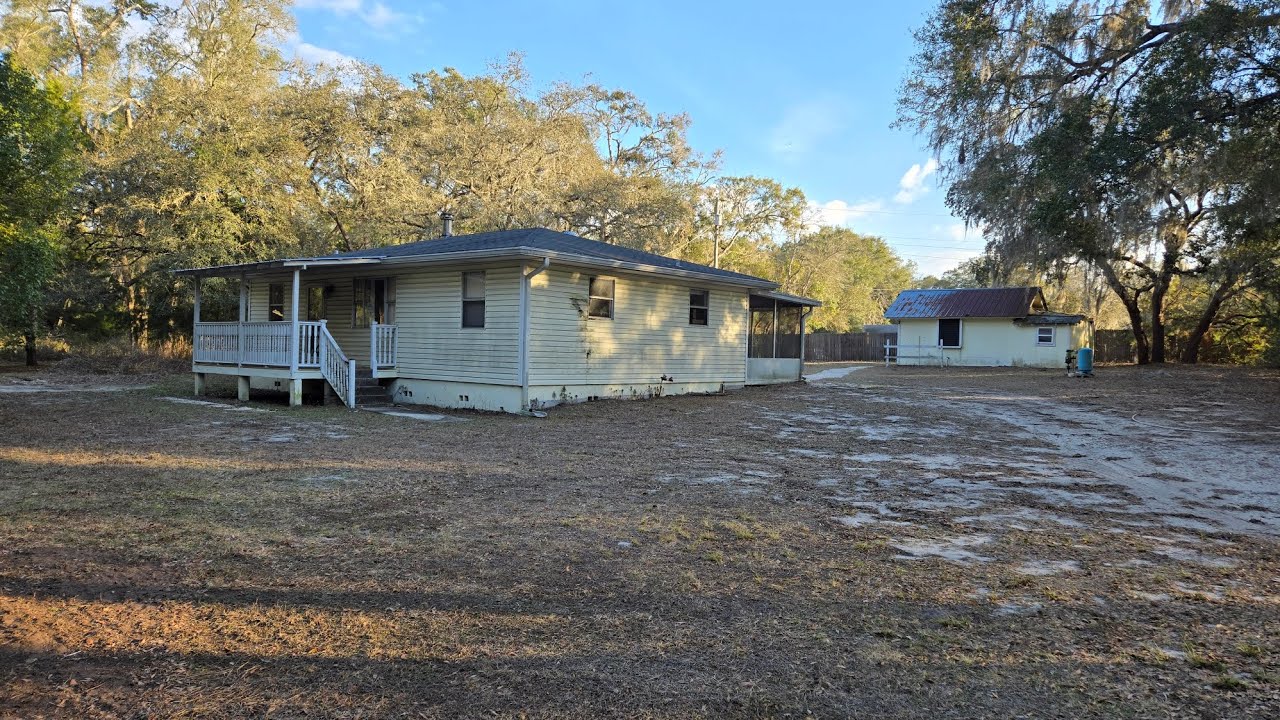 FOR SALE at Auction 8090 E Round Lake, Floral City 