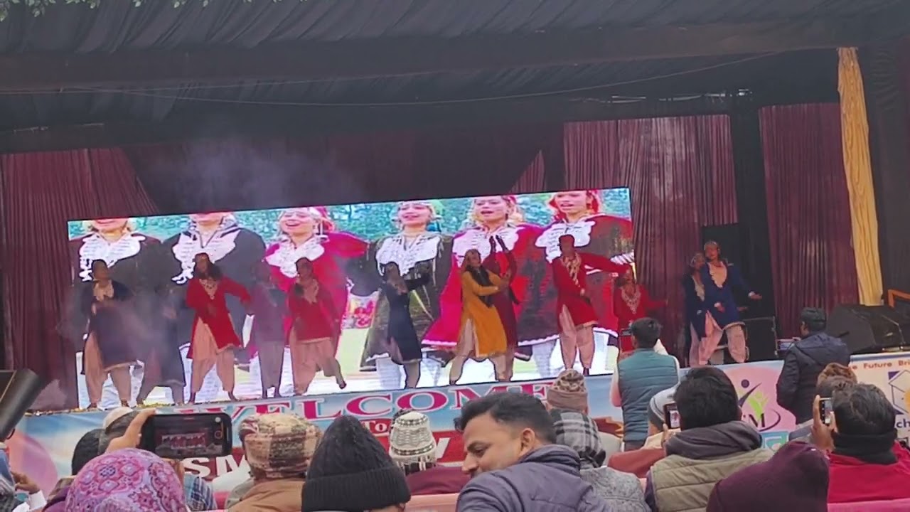 Kashmiri dance Performance 💙💛❤️👍🤩