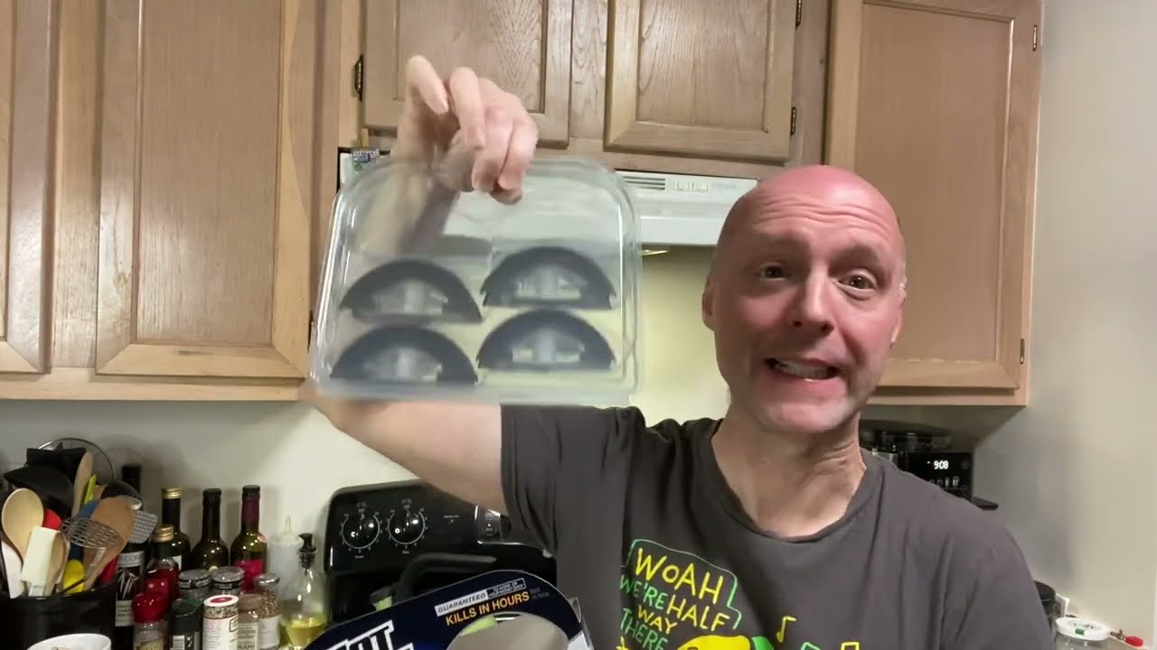 HOT SHOT LIQUID ROACH BAIT Review | Effective and Easy to Use