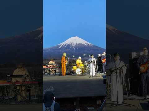 Something special coming from Mount Fuji 🇯🇵 🇯🇵 🏔 🌋  富士山