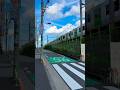 東京に来たことがある人は、きっと東京の街を歩くのが好きになるんじゃないかな🚃🐈☁️ #東京散歩 #夏の街角 #日常を切り取る #TokyoVlog #都会の風景 #tokyostreet