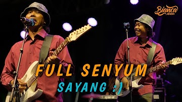 Bianca Shakila ~ FULL SENYUM SAYANG (Official Live Music Video)