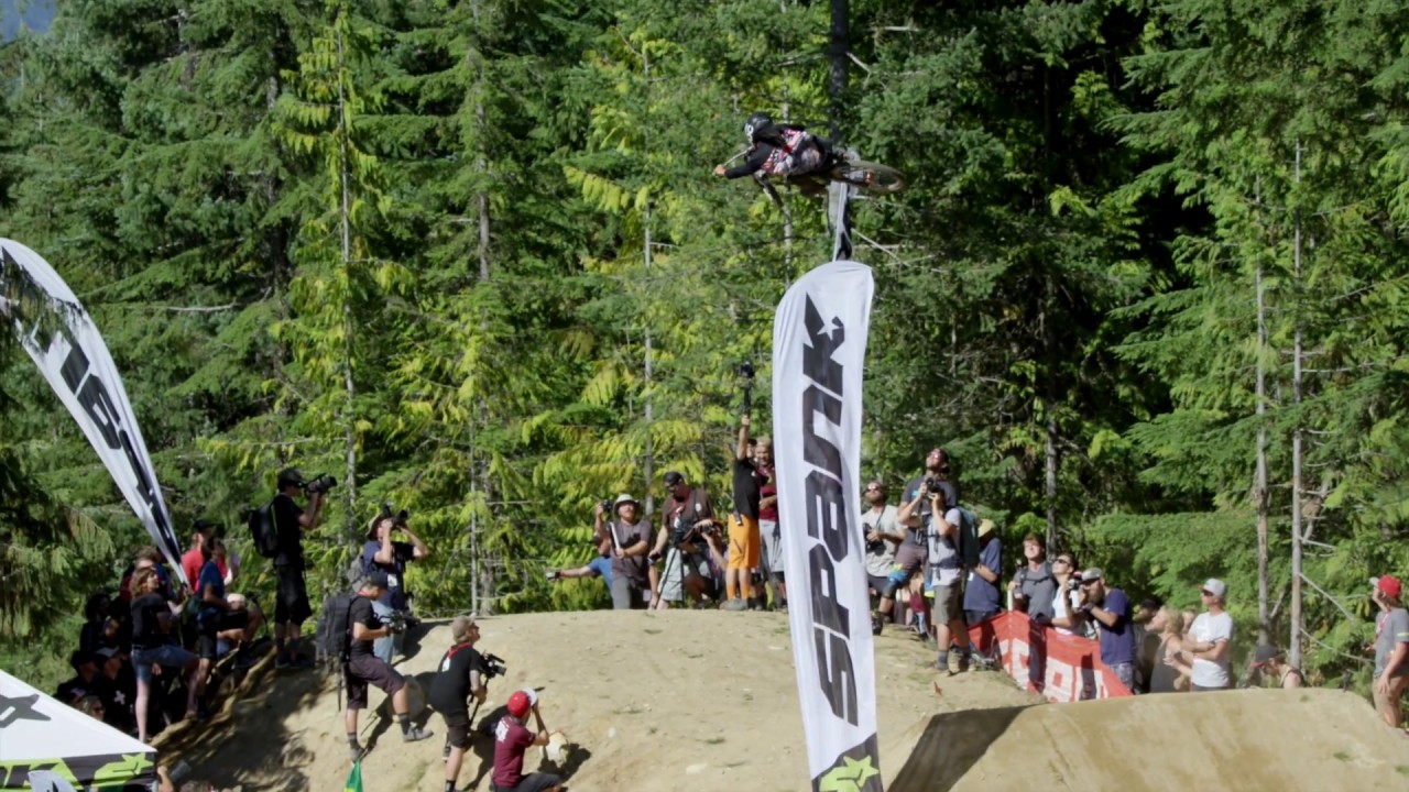 Is This The best Whip Ever on a Mountain Bike // Damon Iwanaga