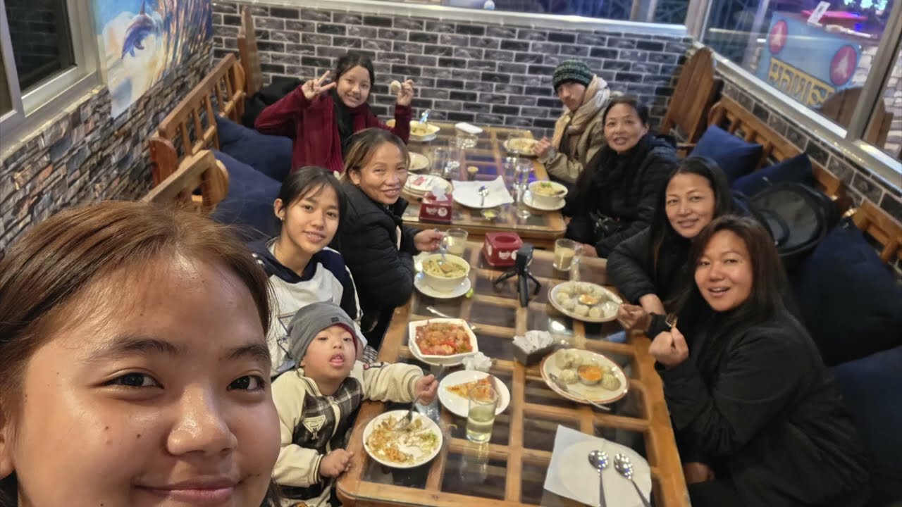 Didiko hatbatai parlor service cleansing, hair cutting, highlight and color gariyo | Bhaktapur