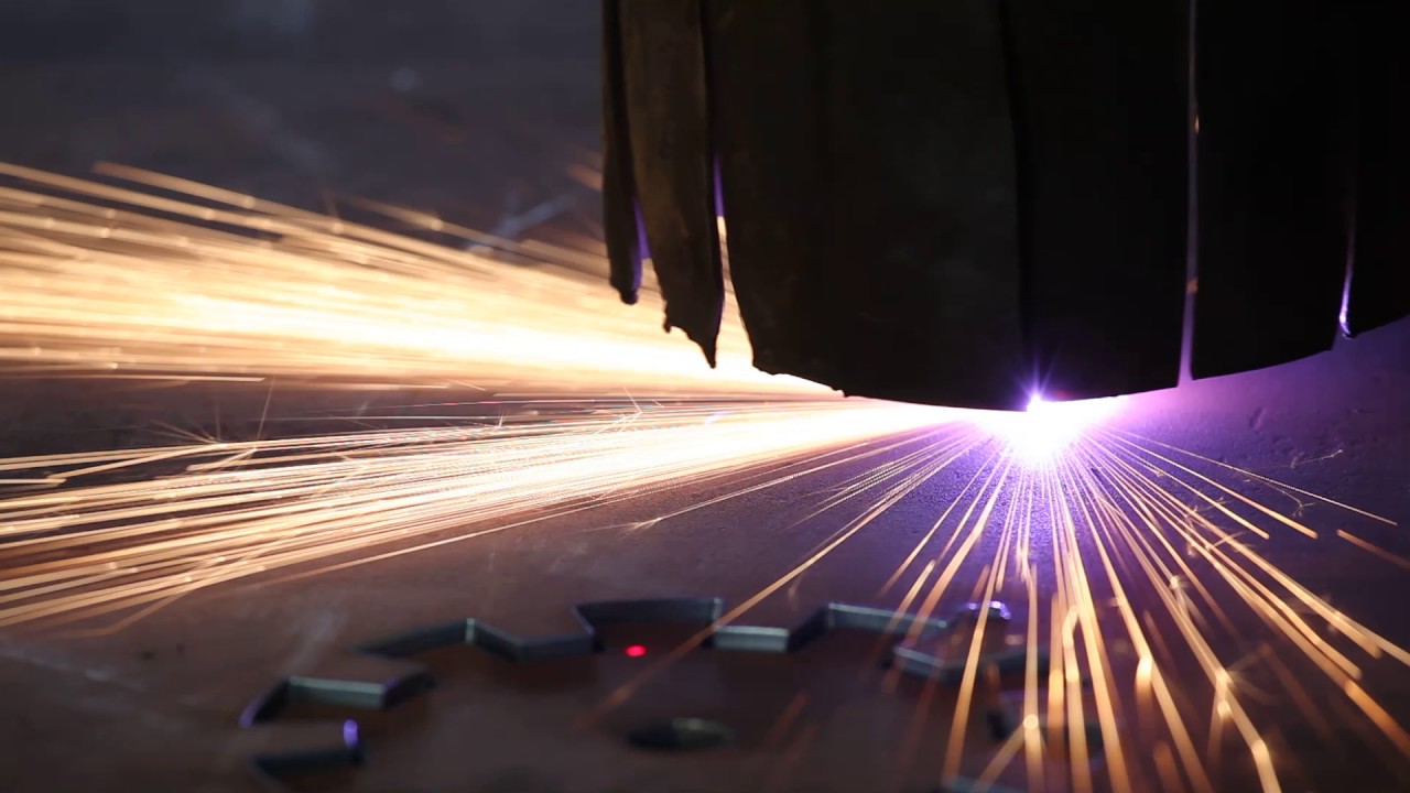 Avezaat Staal - Multifunctionele snijmachine