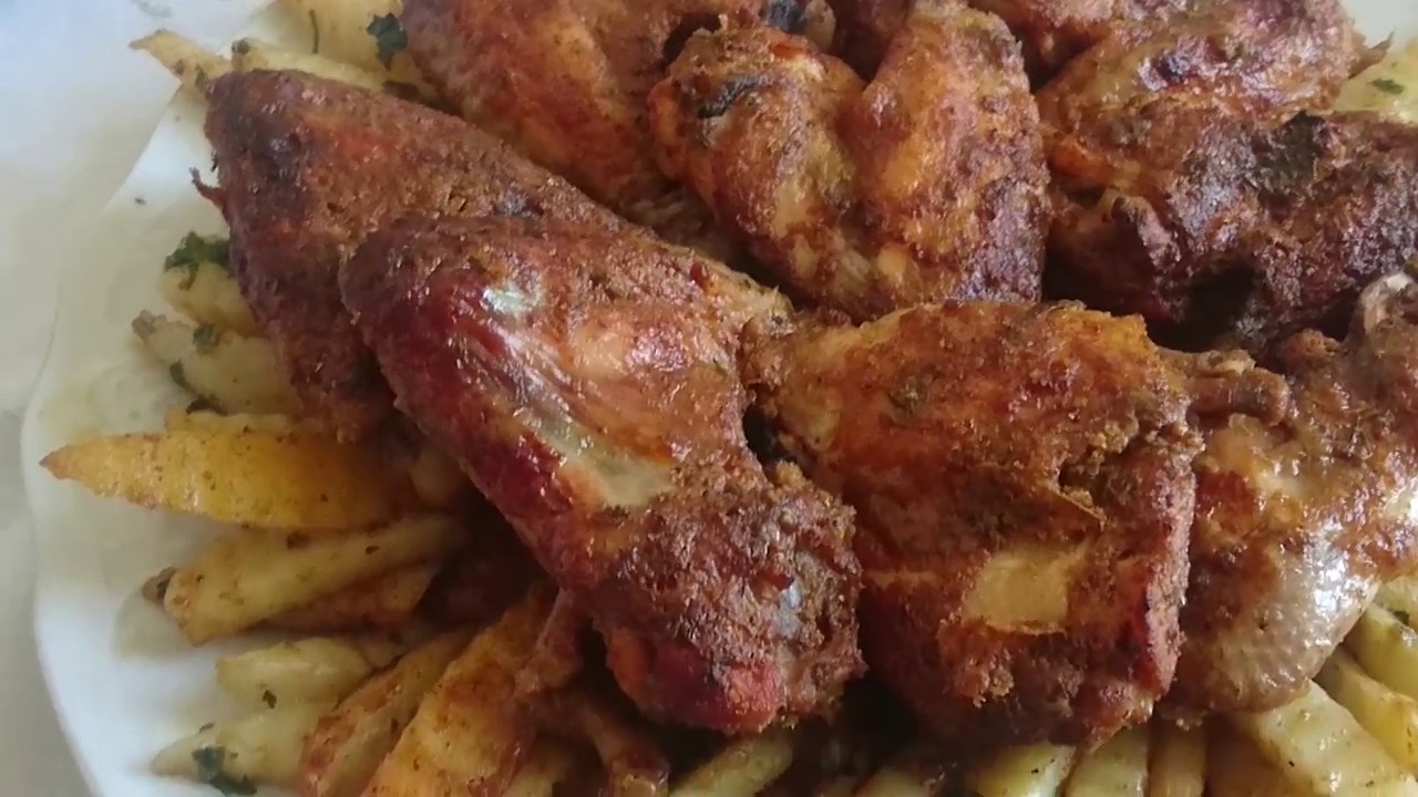Ailes de poulet & patates marinés au four - اجنحة دجاج و بطاطا في الفرن