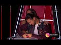 La Voz México - Maluma le hace un tatuaje en la mano a Anitta❤️