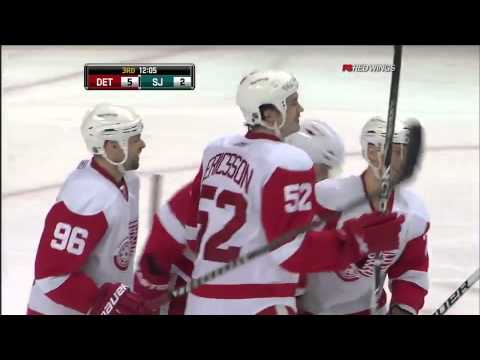 Datsyuk sets up Zetterberg (again) 11/30/10