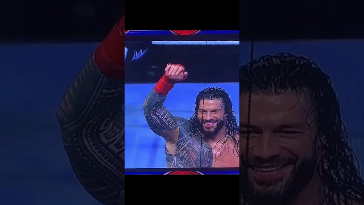 Roman Reigns saying Good-Bye to his Fans 👋😘