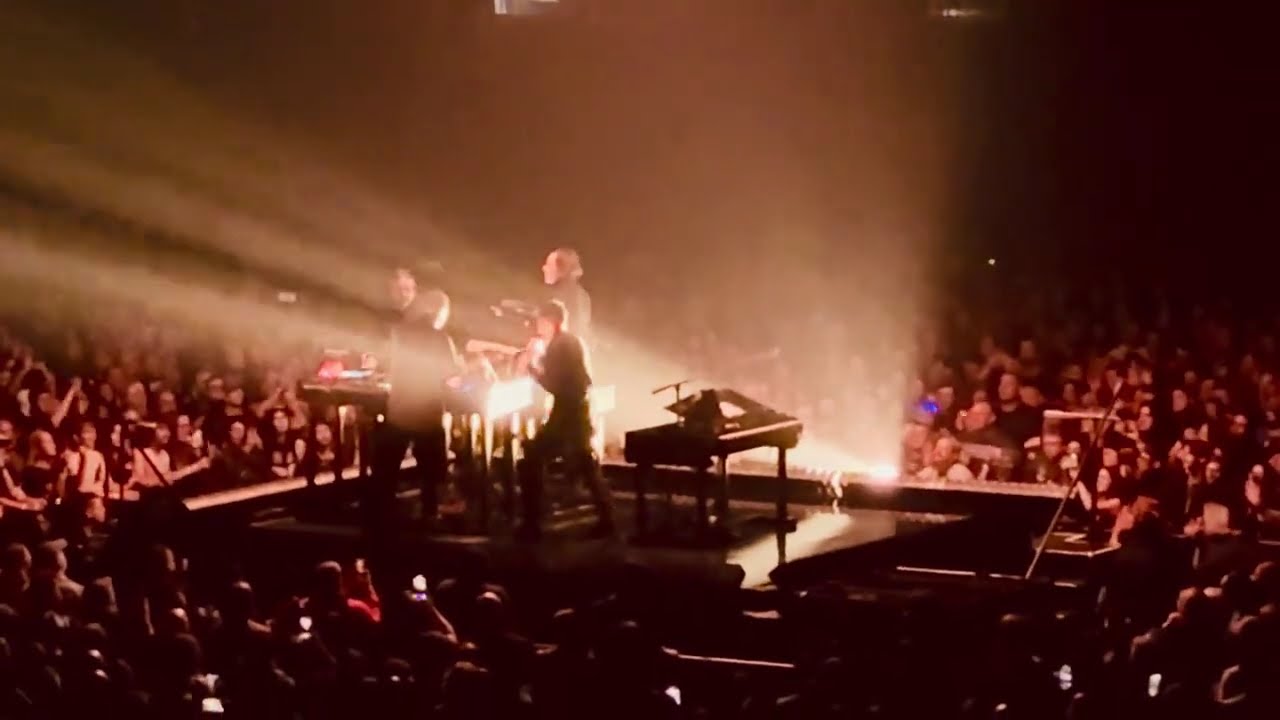 Nine Inch Nails (NIN) Live in Tampa in 4K – Peel It Again Tour @ Benchmark International Arena 2025