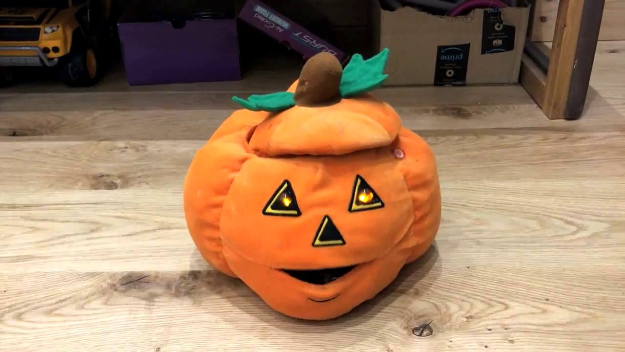 Singing Halloween Toy Pumpkin "I Want Candy" YouTube