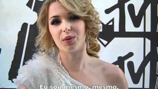 Kirsten Prout e o Do Something Profile