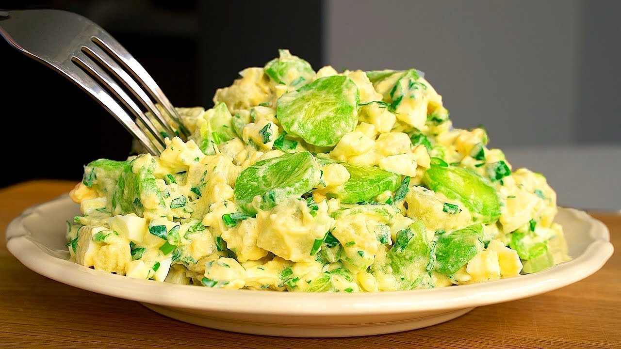 Iss diesen Salat jeden Tag und verliere 23 Kilo Bauchfett in einem Monat!