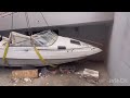 Barco abandonado en plena ciudad de Jinámar