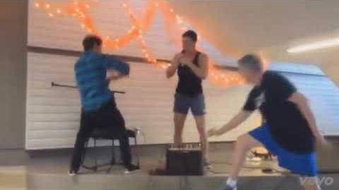 AlbertsStuff Call me Maybe (Throwback)